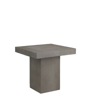Bord i betong med kvadratisk bordsskiva
