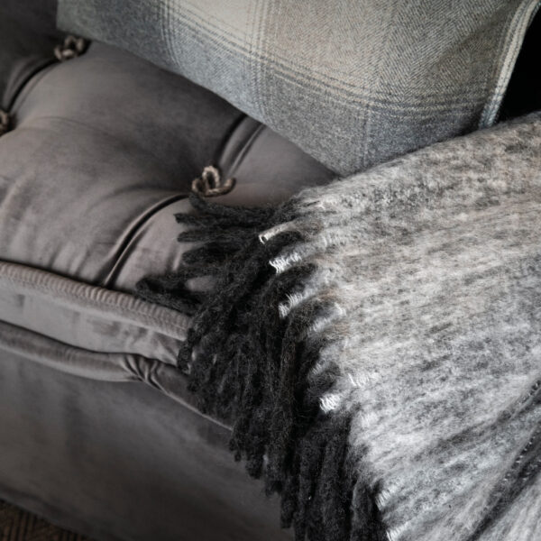 GREENWICH Velvet sofa
