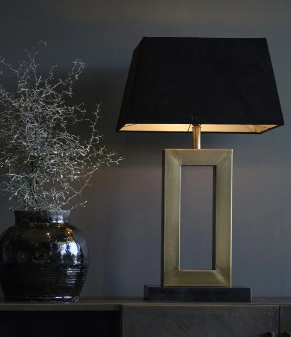 SHADE RECTANGULAR BLACK LEATHER