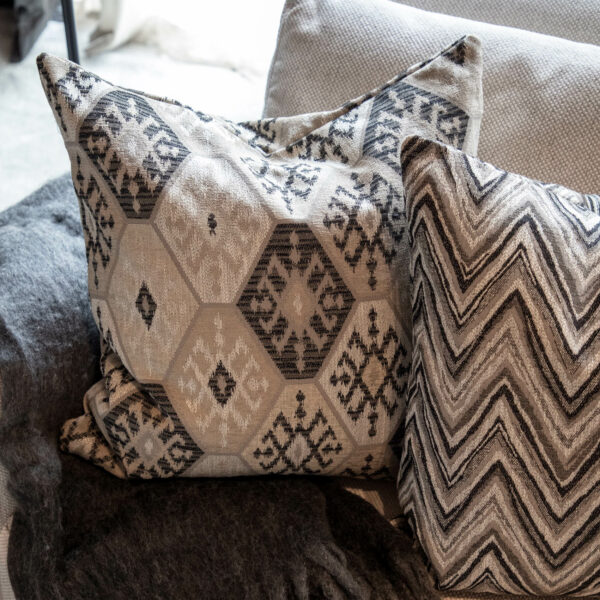 LEOPOLDO ETHNIC cushion cover