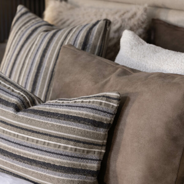 PINETO Cushion cover