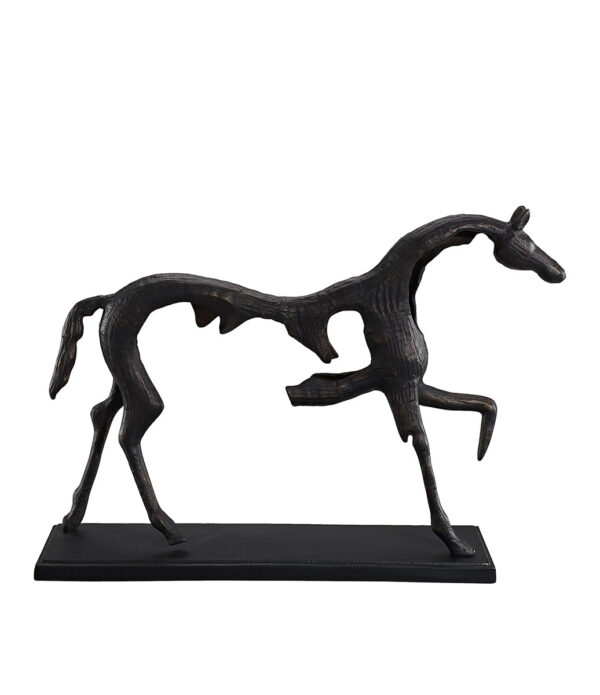 HORSE STATUE