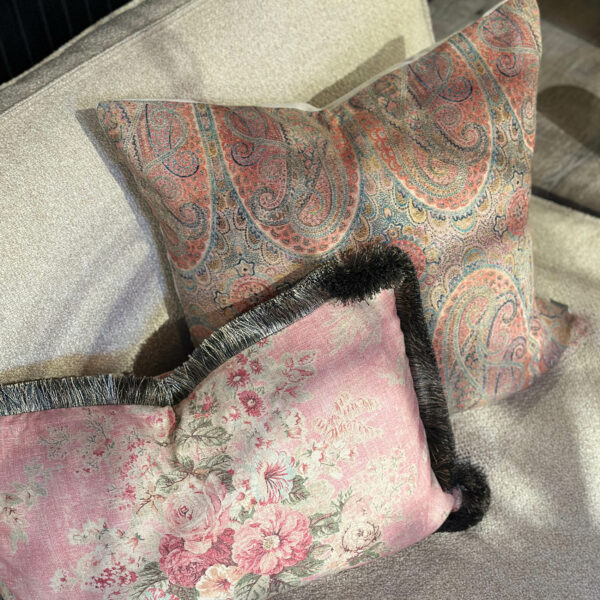BELLE ROSE cushion cover
