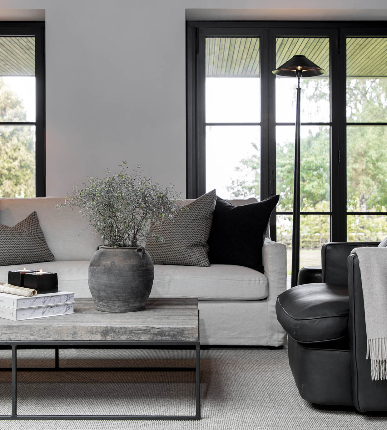 MODERN RUSTIC