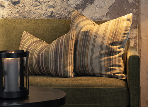 RUSTIC ELEGANCE