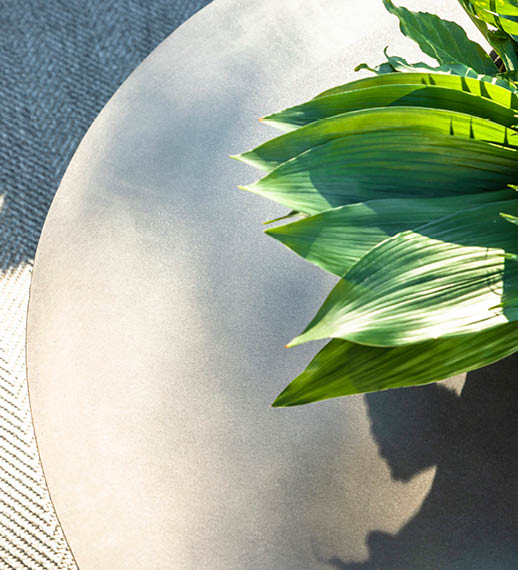 Side tables in natural harmony