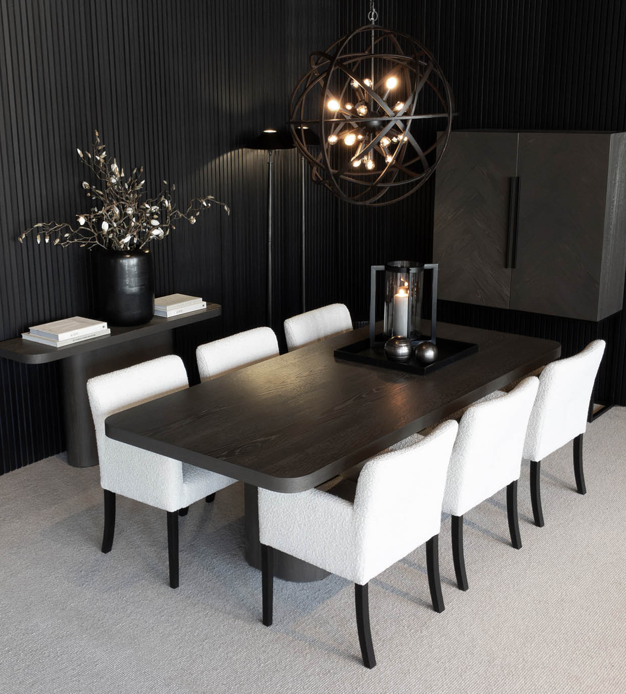 REFINED MINIMALISM