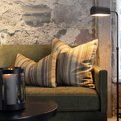 RUSTIC ELEGANCE