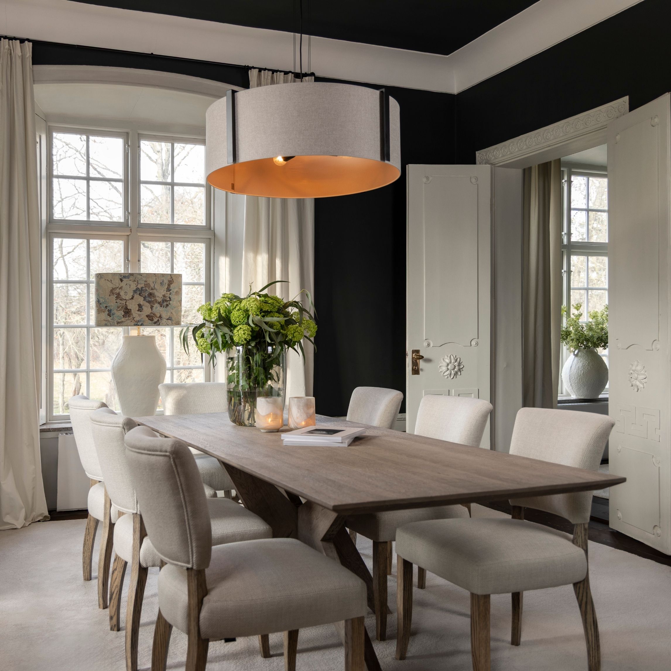 DINING ROOMS IN DIFFERENT STYLES