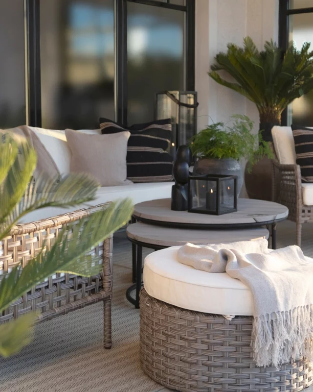 Create a harmonious flow between your indoor and outdoor spaces with pieces that combine comfort, elegance, and durability — season after season.
.
.
#artwood1969 #differentwaysofliving #outdoorstyle #timelessdesign #elegantliving #indooroutdoorliving #interiorinspo #outdoorfurniture #modernoutdoorstyle