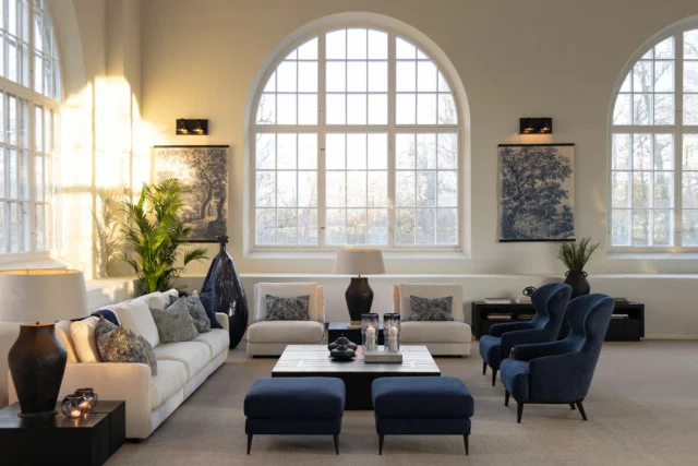 Blue is the shade of summer. Timeless, calming, and perfect for both indoor and outdoor spaces.
.
.
#artwood1969 #differentwaysofliving #summerstyle #outdoorliving #bluedecor #timelessdesign #interiordetails #seasonalstyling #scandinaviandesign #calmingcolors #homeinspiration #indooroutdoorliving #artwoodliving
