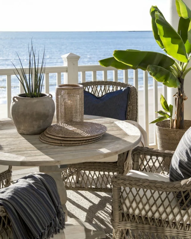 Soon it’s time to move dining outdoors. Create your perfect al fresco setting with timeless woven chairs and a rustic round table — designed for long, relaxed summer meals.
.
.
#artwood1969 #differentwaysofliving #outdoordining #alfrescoliving #outdoorfurnitureinspiration #scandinaviandesign #timelessdesign #wovenfurniture #summerstyling #naturaltones #terracedecor #gardenlounge #relaxedliving