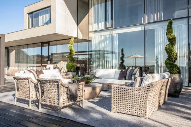 Create your perfect outdoor lounge – no matter the size. Mix and match armchairs, sofas and tables to create a relaxing outdoor environment that feels both personal and inviting. Whether you’re designing a small balcony or a spacious terrace, our outdoor furniture contributes to a timeless and harmonious retreat.
.
.
#artwood1969 #differentwaysofliving #outdoorliving #outdoorlounge #outdoorstyle #terracedesign #outdoorfurniture #modernpatio #relaxedluxury #timelessdesign #gardeninspo #loungemöbler #scandinaviandesign #outdoordecor